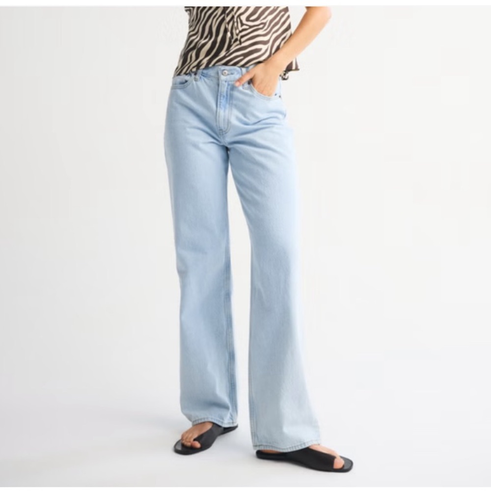 Abercrombie & Fitch The Loose High Rise Jeans